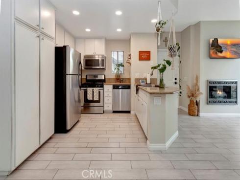 28871  Canyon Point  , Trabuco Canyon, CA