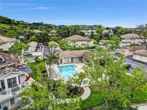 19801  Meadow Ridge  35  Drive, Trabuco Canyon, CA