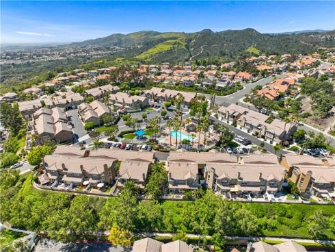 28426 Yosemite 276 Drive, Trabuco Canyon, CA