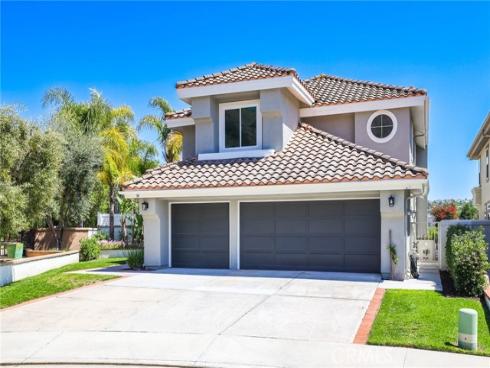 16  Deerfield Place  , Trabuco Canyon, CA