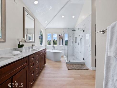 16  Deerfield Place  , Trabuco Canyon, CA