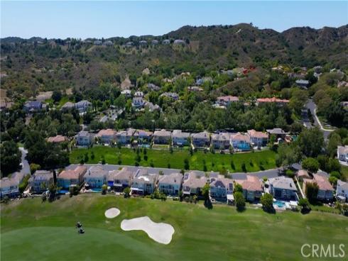 17  Canada Oaks  , Trabuco Canyon, CA