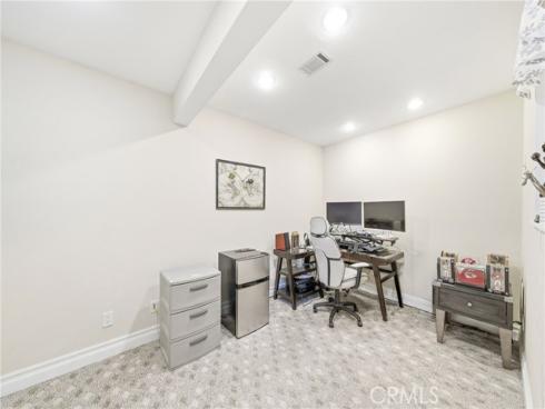30 Moccasin Trail , Trabuco Canyon, CA
