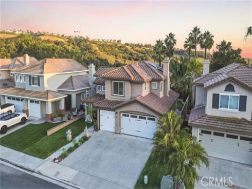 30 Moccasin Trail , Trabuco Canyon, CA