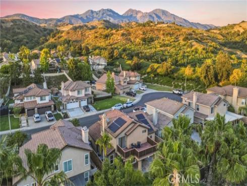 30 Moccasin Trail , Trabuco Canyon, CA
