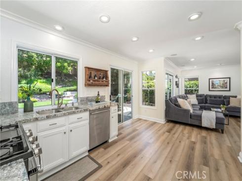 27 Chisholm Trail, Trabuco Canyon, CA