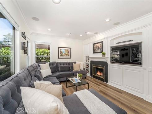 27 Chisholm Trail, Trabuco Canyon, CA