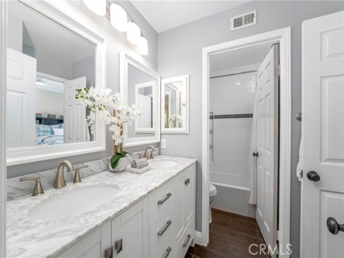 27 Chisholm Trail, Trabuco Canyon, CA