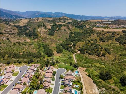 27 Chisholm Trail, Trabuco Canyon, CA