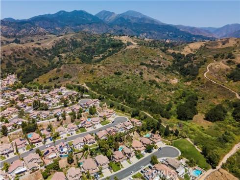 27 Chisholm Trail, Trabuco Canyon, CA