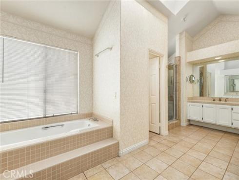 61 Summitcrest , Trabuco Canyon, CA