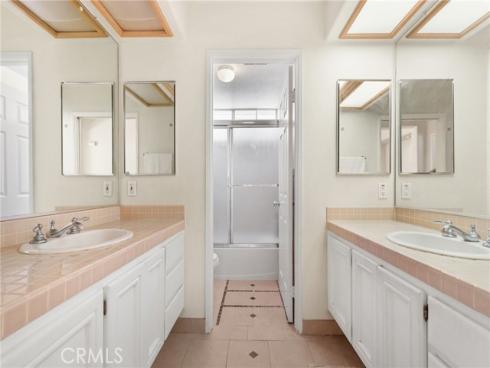 61 Summitcrest , Trabuco Canyon, CA