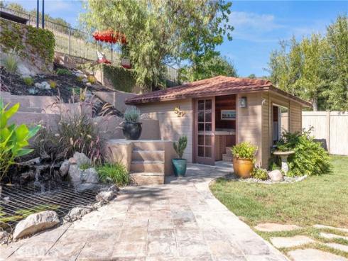 17 Roadrunner Court, Trabuco Canyon, CA
