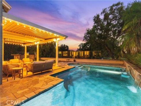 10 Skylark Way , Trabuco Canyon, CA