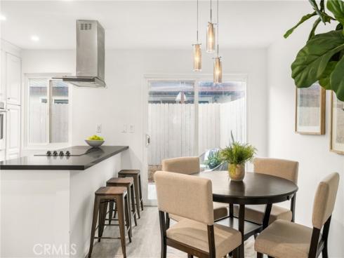 17952  Irvine Blvd  , Tustin, CA