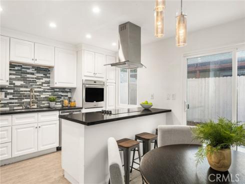 17952  Irvine Blvd  , Tustin, CA