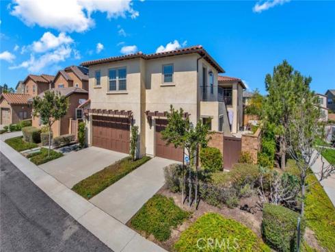 122  Evelyn   Place, Tustin, CA