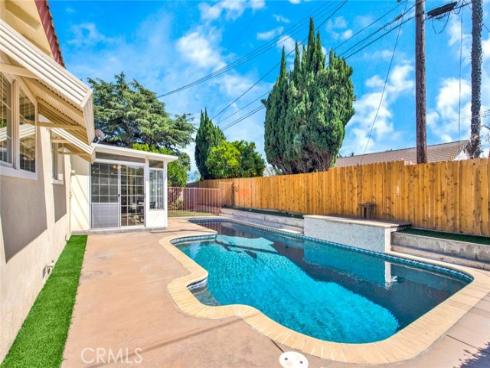 1282  Veeh   Drive, Tustin, CA