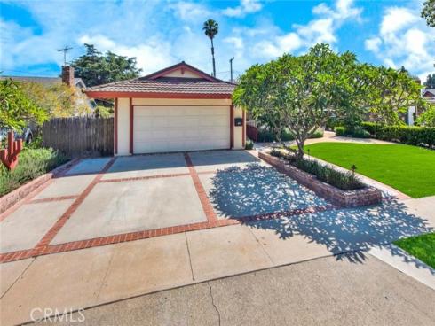 1282  Veeh   Drive, Tustin, CA