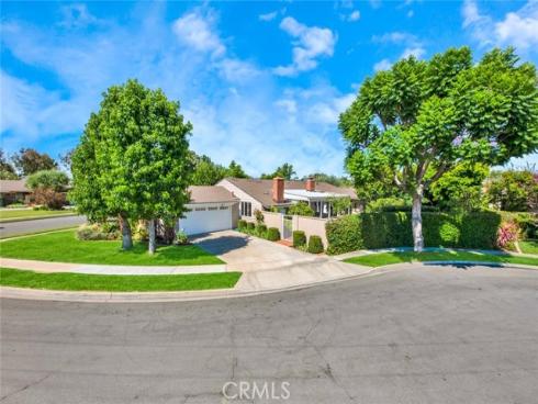 17572  Wellington   Avenue, Tustin, CA