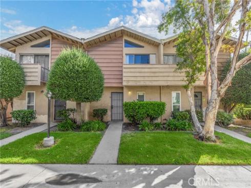 1192  Mitchell  52  Avenue, Tustin, CA