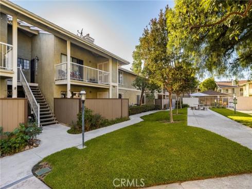 1161  Packers  97  Circle, Tustin, CA