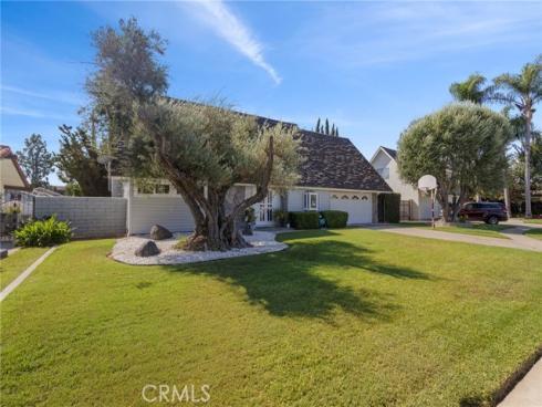 17292  Bergen   Circle, Tustin, CA