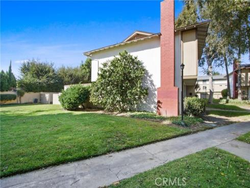 1722  Mitchell  67  Avenue, Tustin, CA