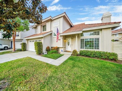 13814  Apache  , Tustin, CA