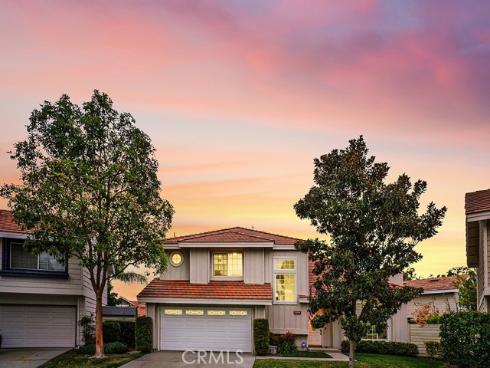 13814  Apache  , Tustin, CA