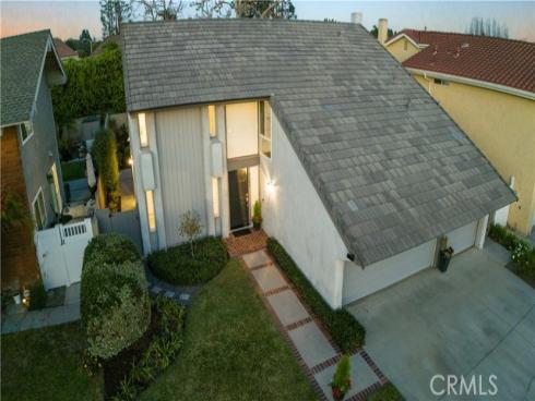 2261  Caper Tree   Drive, Tustin, CA