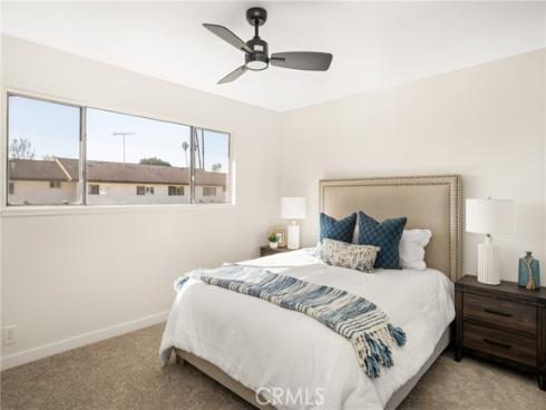 1722  Mitchell  153  Avenue, Tustin, CA