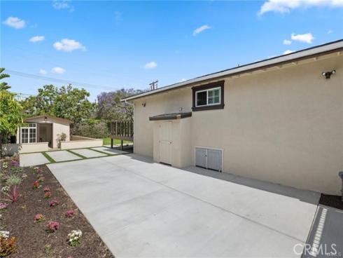 14501 Greenwood Lane, Tustin, CA