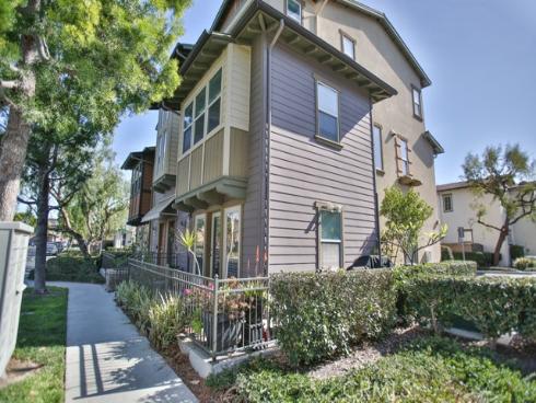 264  blue sky dr  , Tustin, CA