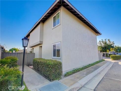 14142 Via Posada 29 , Tustin, CA