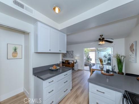 1881 Mitchell 5 Avenue, Tustin, CA