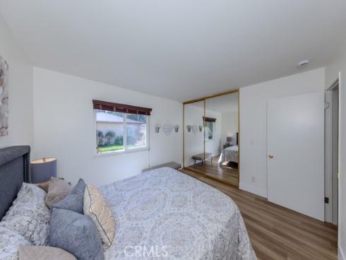 1881 Mitchell 5 Avenue, Tustin, CA