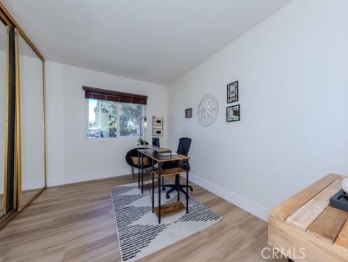 1881 Mitchell 5 Avenue, Tustin, CA