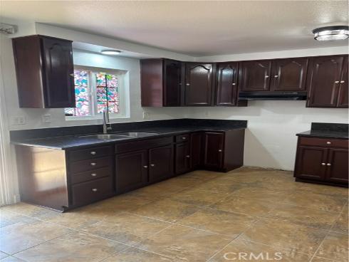 14802 Newport 2B , Tustin, CA