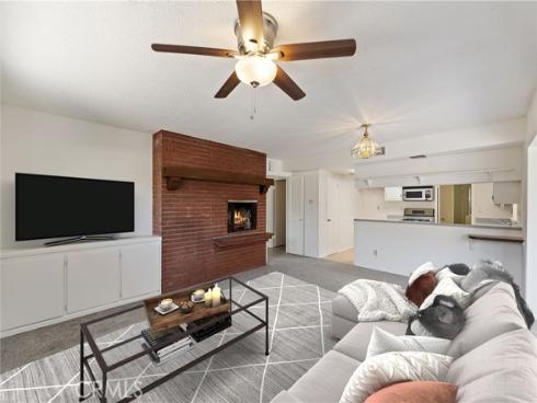 14632  Pacific   Street, Tustin, CA