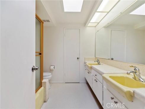 14632  Pacific   Street, Tustin, CA