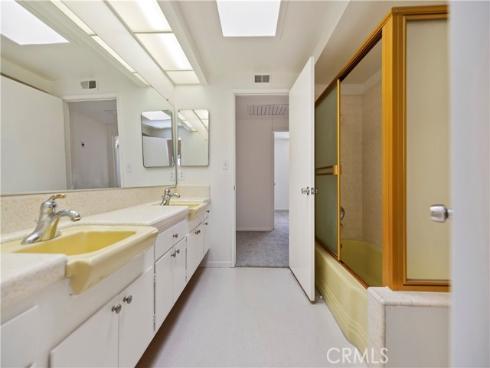 14632  Pacific   Street, Tustin, CA