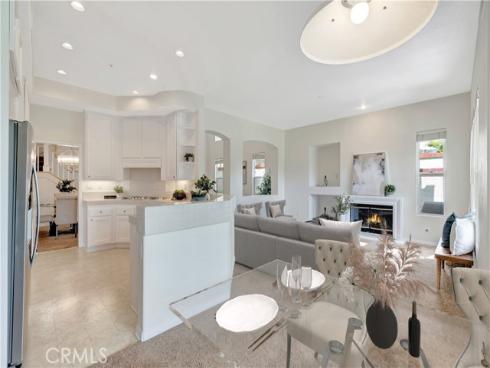 2528 Aquasanta , Tustin, CA