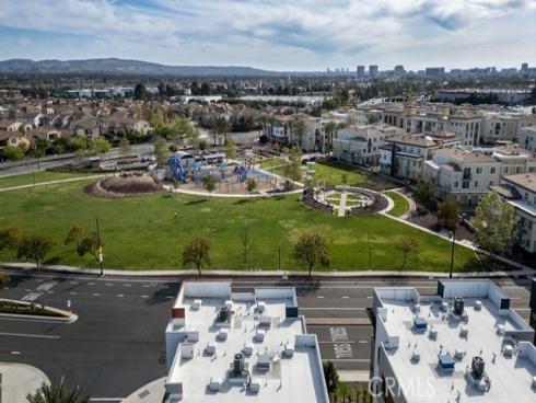 430 Transport , Tustin, CA