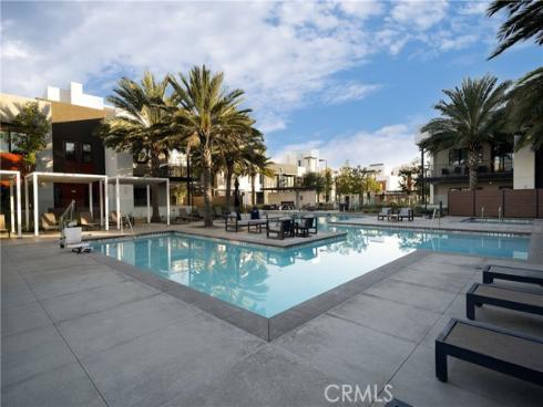 430  Transport  , Tustin, CA