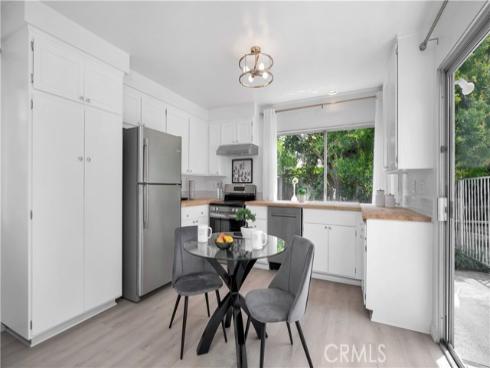 14882 Bridgeport Road, Tustin, CA