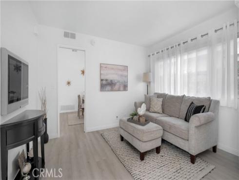 14882 Bridgeport Road, Tustin, CA