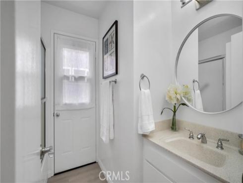 14882 Bridgeport Road, Tustin, CA