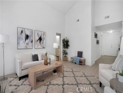 14882 Bridgeport Road, Tustin, CA