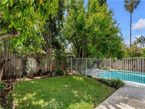 14882 Bridgeport Road, Tustin, CA